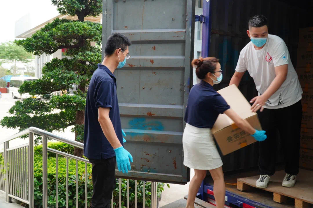 PA旗舰科技：捐助园山，共克疫情